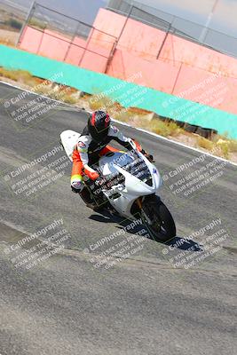media/Oct-15-2022-TrackXperience (Sat) [[8f70b8b0be]]/Group 2/session 2 turn 3 and 4/